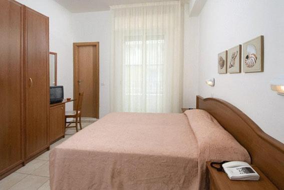 Hotel Belmar Cattolica Luaran gambar